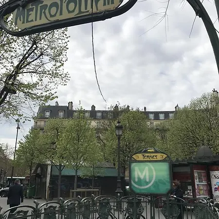 Spacious 3 Bedrooms - Arc De Triomphe Apartment