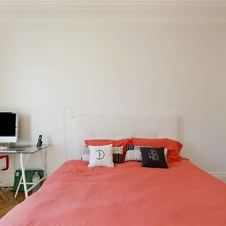Spacious 3 Bedrooms - Arc De Triomphe